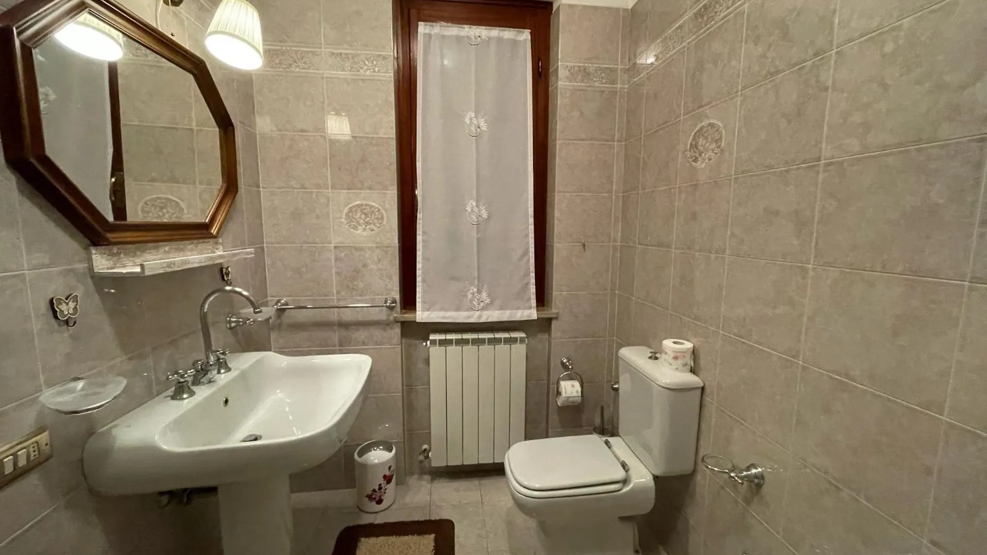 Lemon Villa Camaiore 0*,